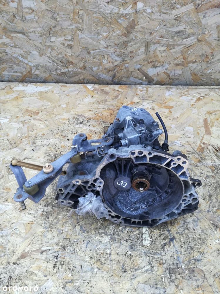 opel corsa d skrzynia biegów auce374 manualna 1.3 diesel 75km 2013r - 2