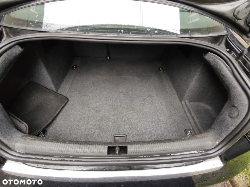 Audi A4 Limousine - 7
