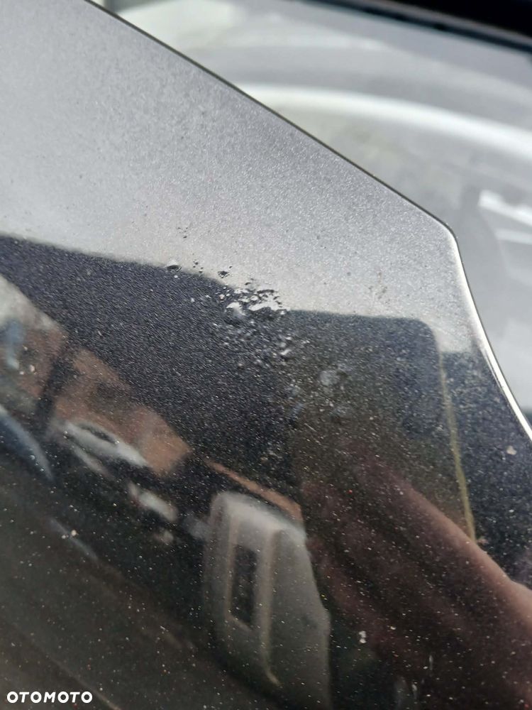 Volkswagen Polo 9N Maska kolor czarny LC9Z - 2