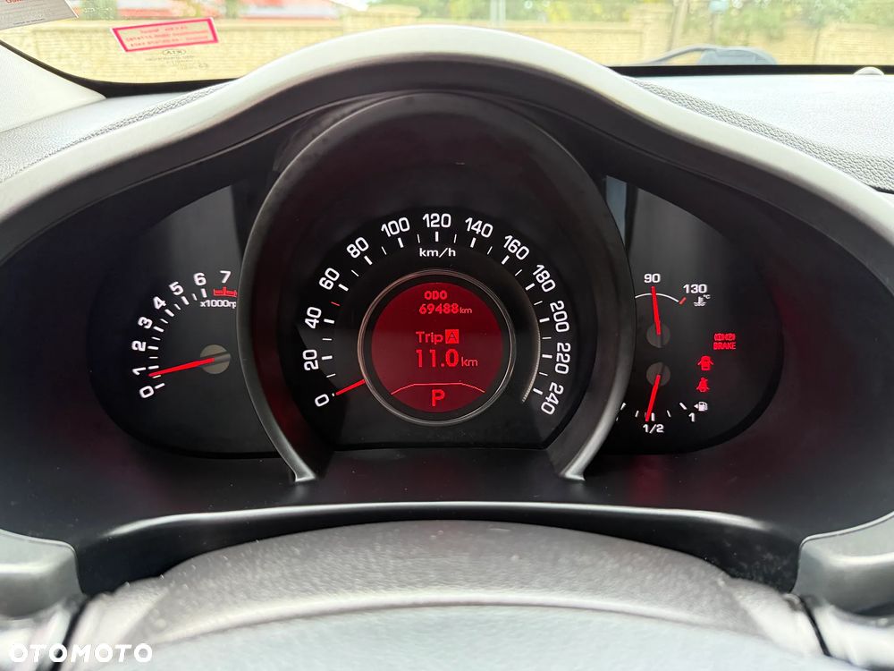 Kia Sportage 2.0 XL 2WD - 12