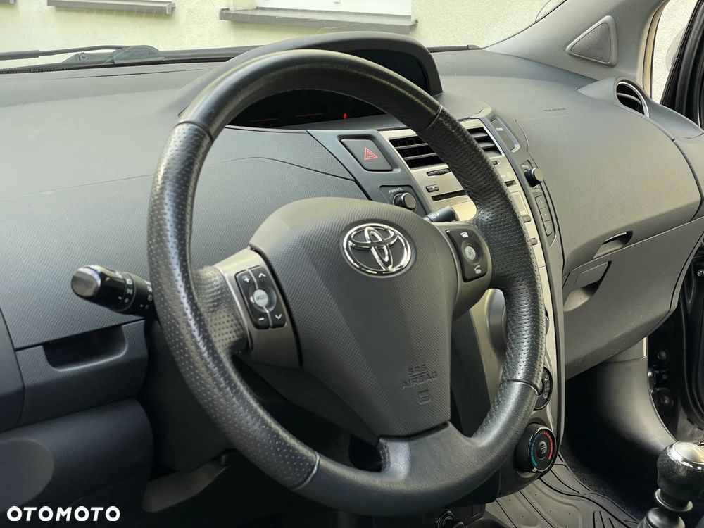 Toyota Yaris 1.33 Sol - 10