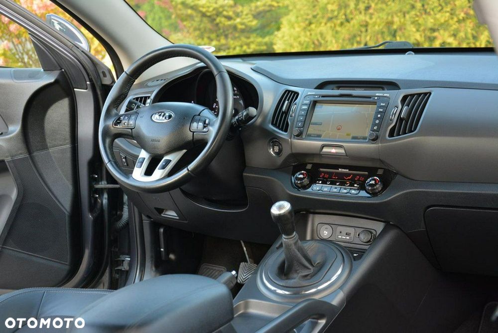 Kia Sportage 2.0 CVVT 2WD Vision - 18