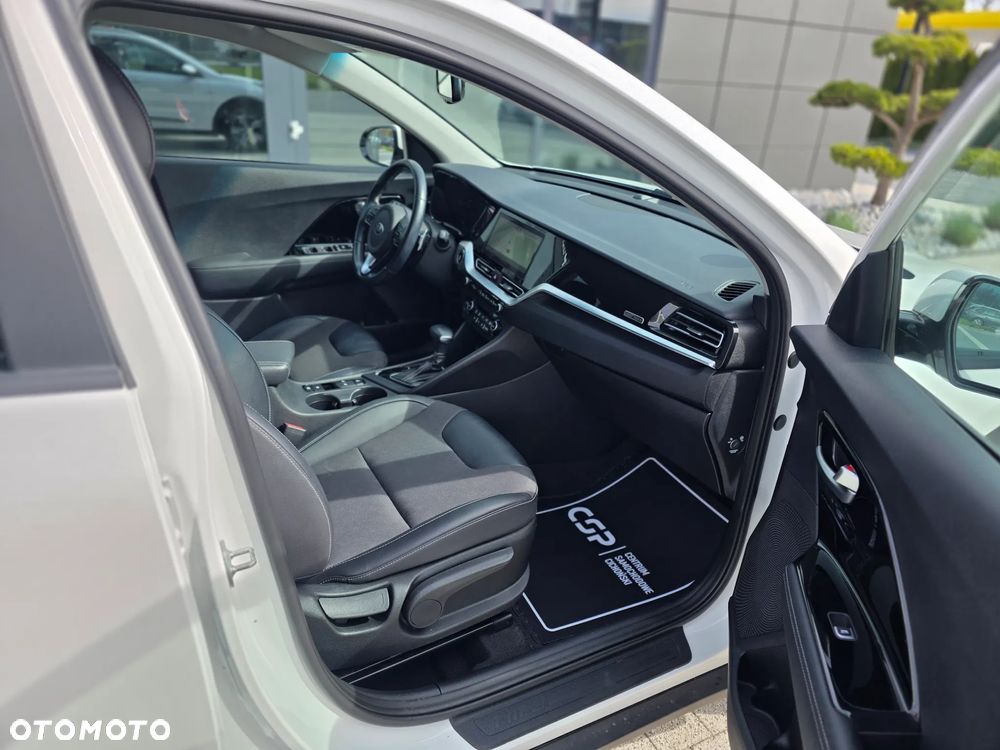 Kia Niro 1.6 GDI Hybrid L Business Line - 39