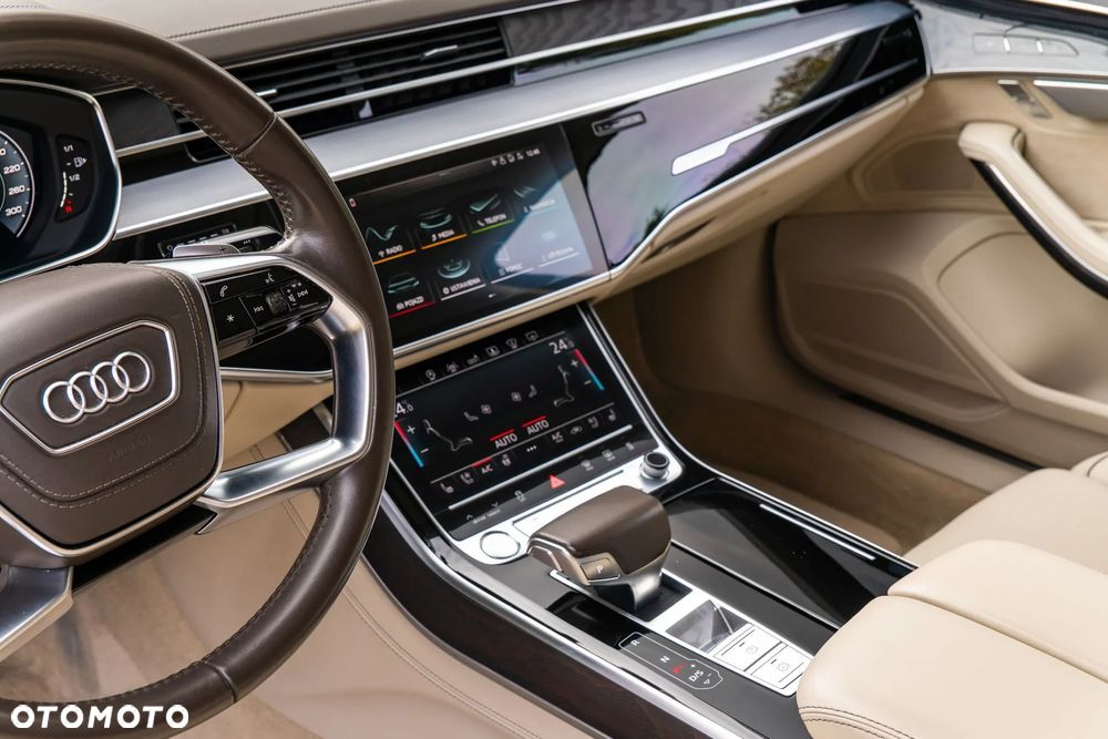 Audi A8 - 22