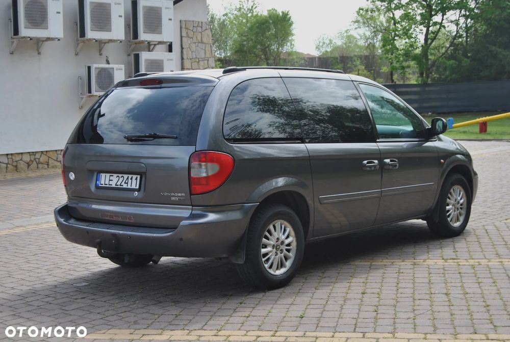 Chrysler Voyager 2.8 CRD SE - 3