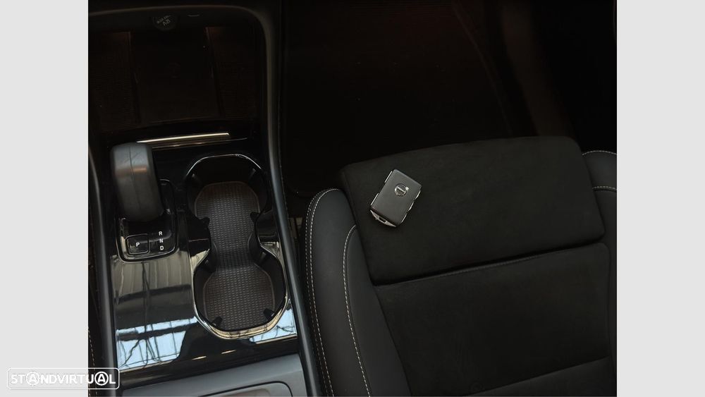 Volvo XC 40 Recharge Pro - 22