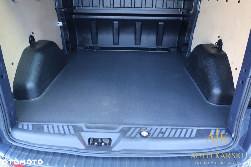 Ford Transit - 18
