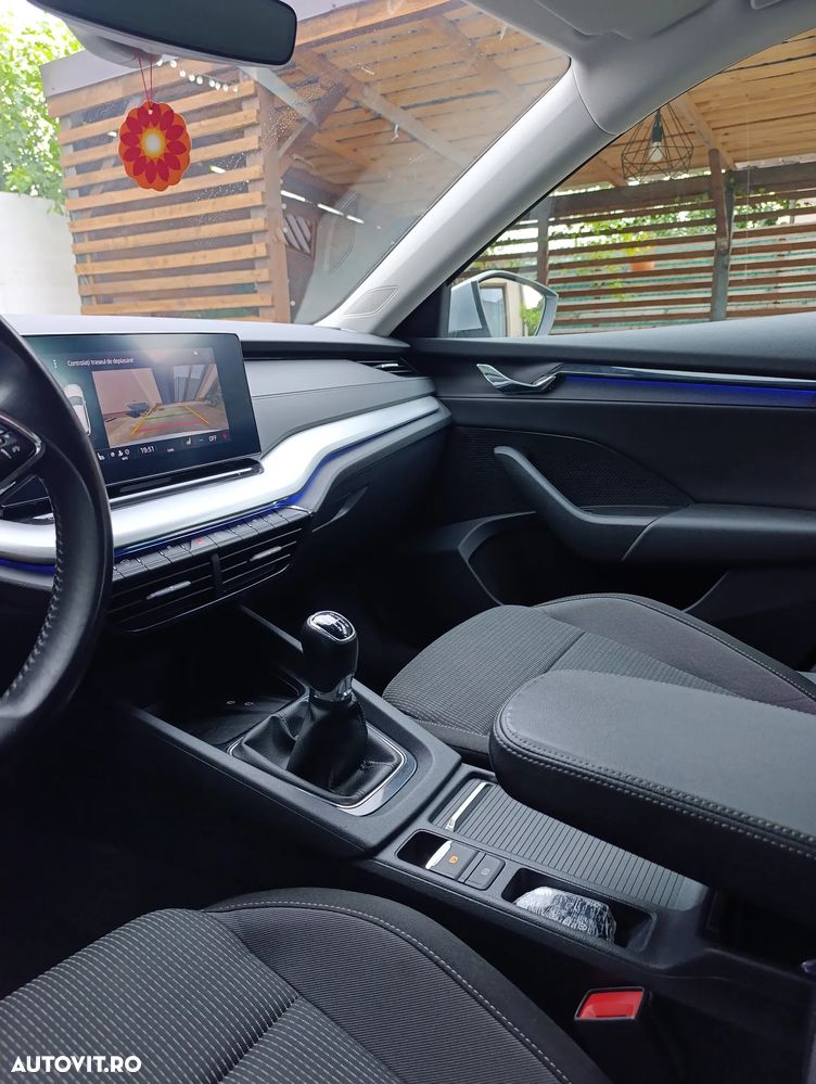 Skoda Octavia 2.0 TDI Edition - 13