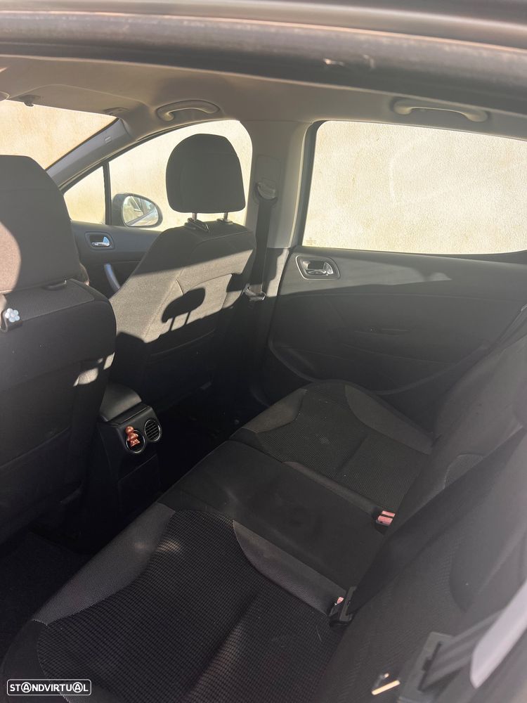 Peugeot 308 1.6 HDi Executive - 5