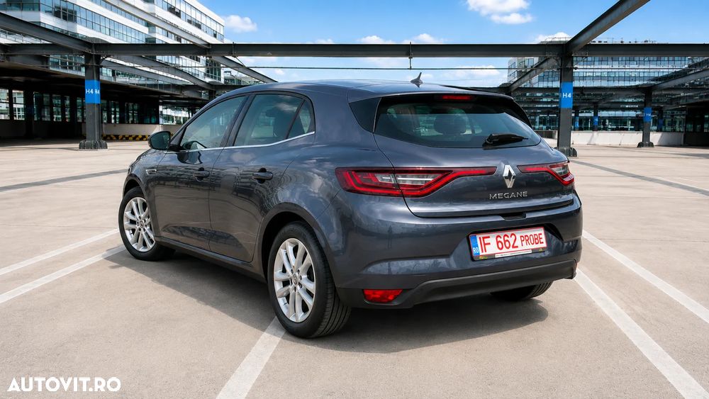 Renault Megane - 5