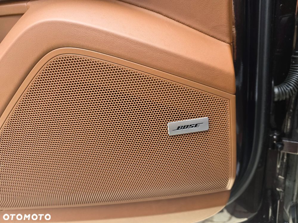 Porsche Cayenne E-Hybrid Platinum Edition - 10