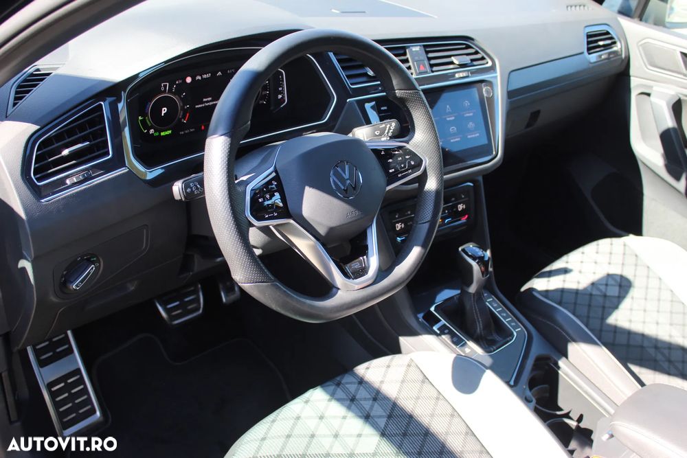 Volkswagen Tiguan 1.4 eHybrid OPF DSG R-Line - 11