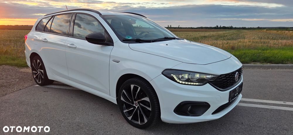 Fiat Tipo 1.4 T-Jet S-Design - 2