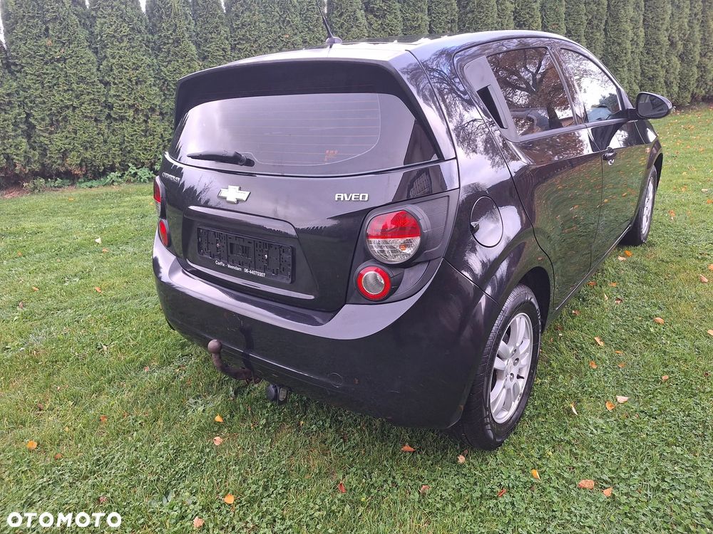 Chevrolet Aveo - 13