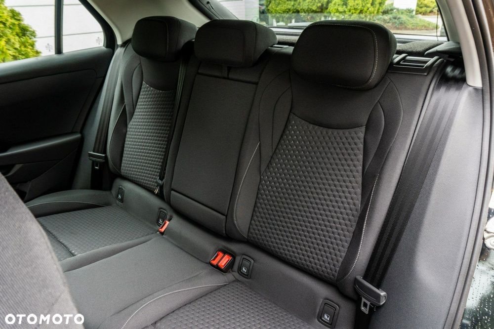 Volkswagen T-Roc - 21