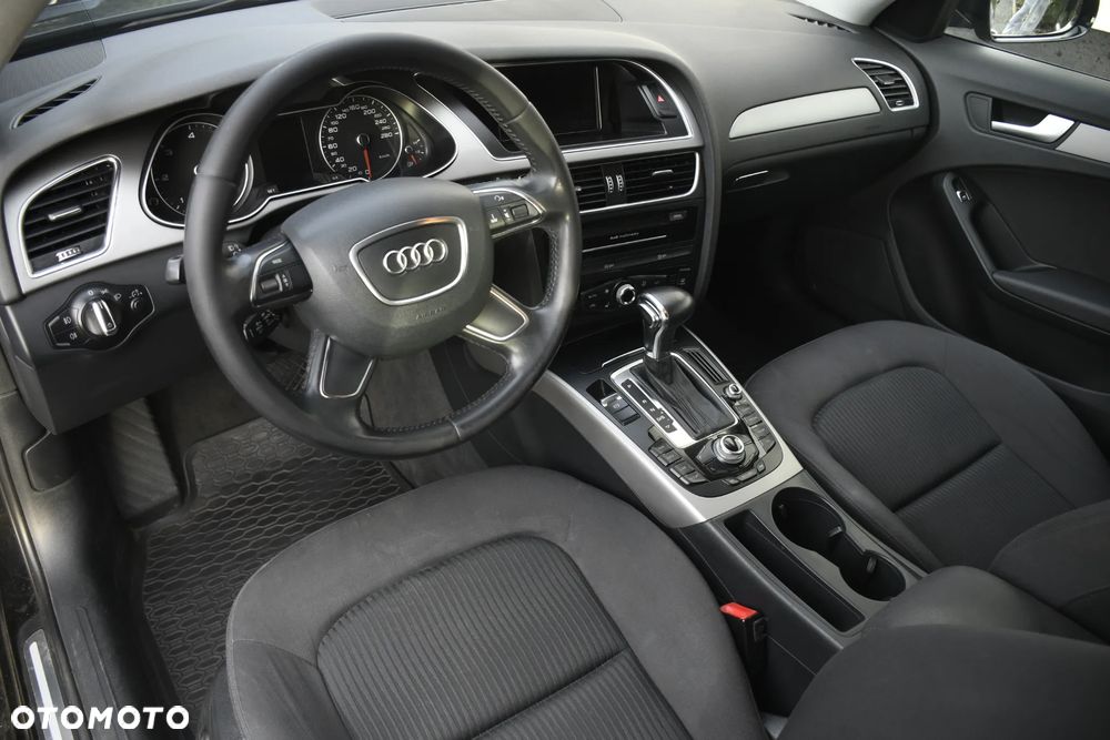 Audi A4 Avant 2014 photo 4