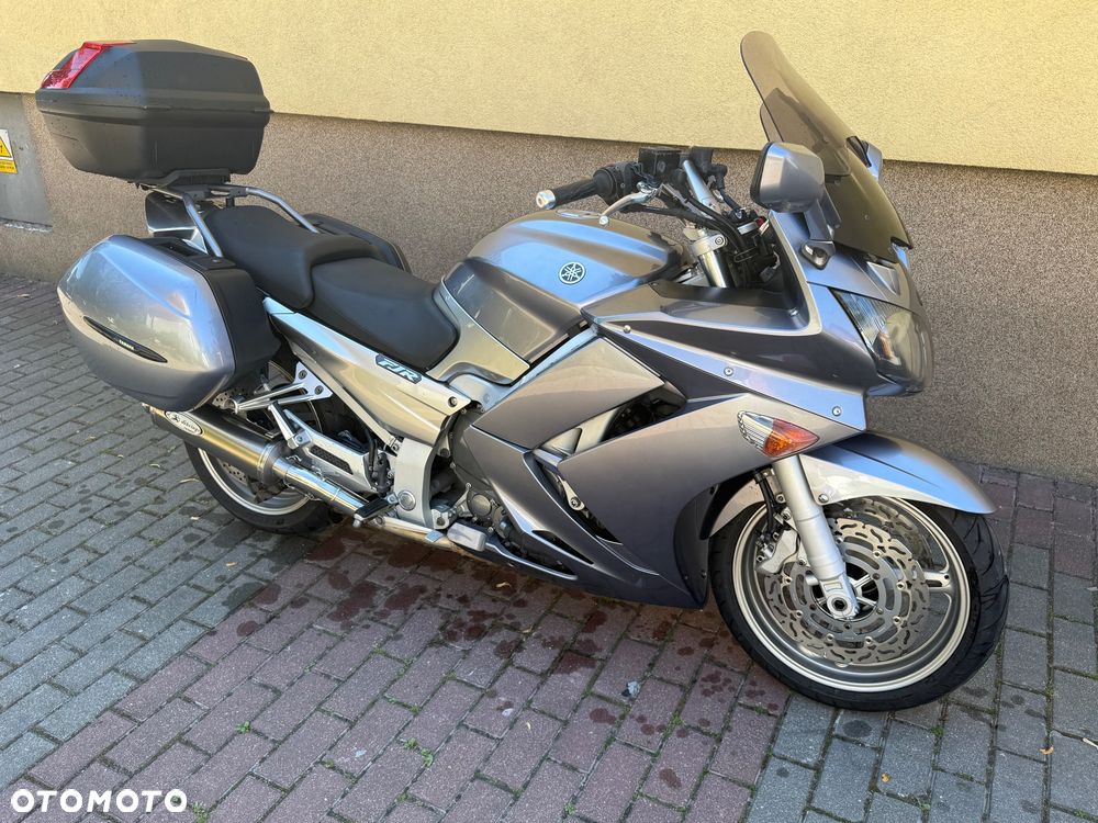 Yamaha FJR - 6