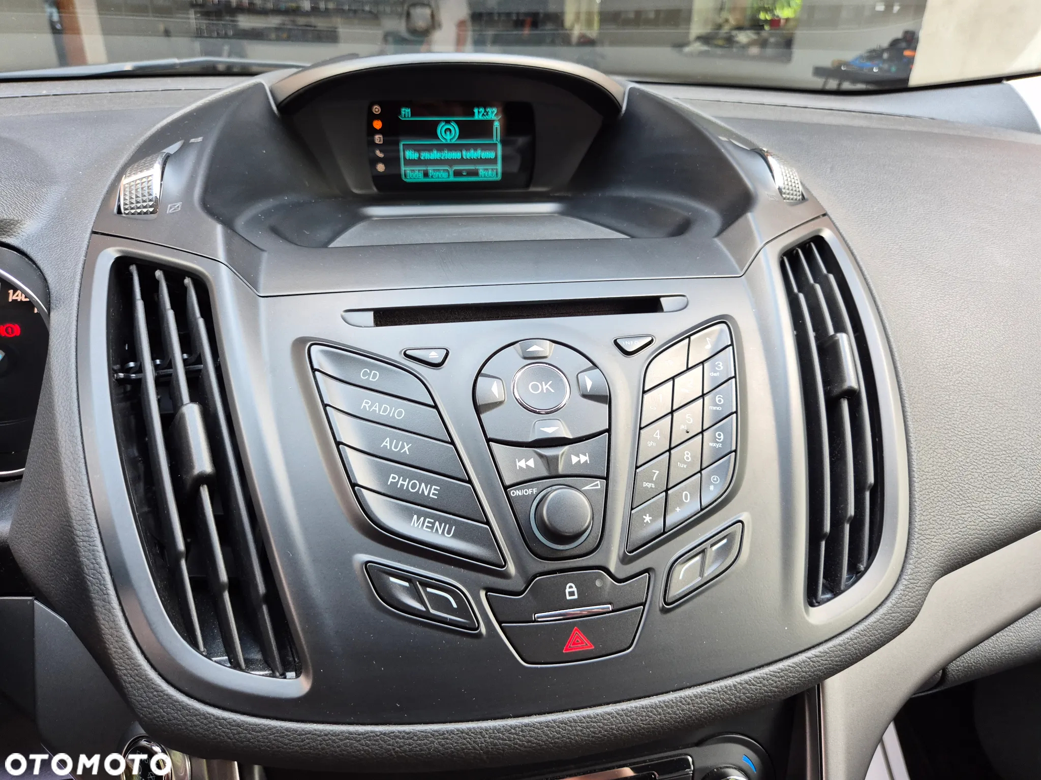 Ford Kuga - 13