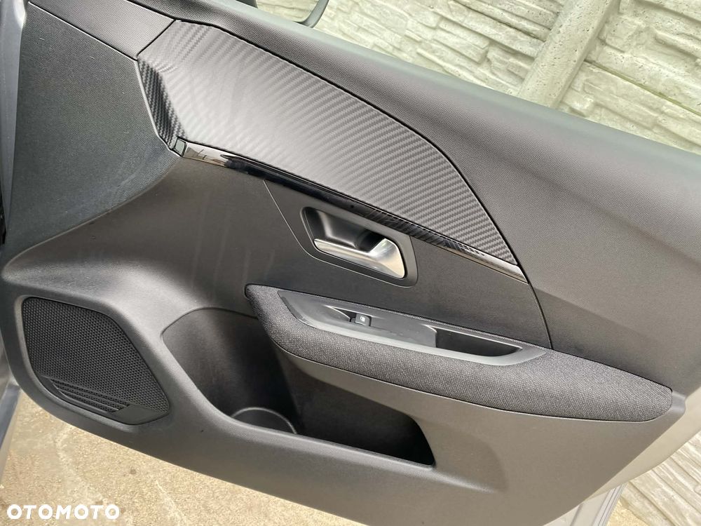 Peugeot 208 PureTech 100 Allure Pack - 20