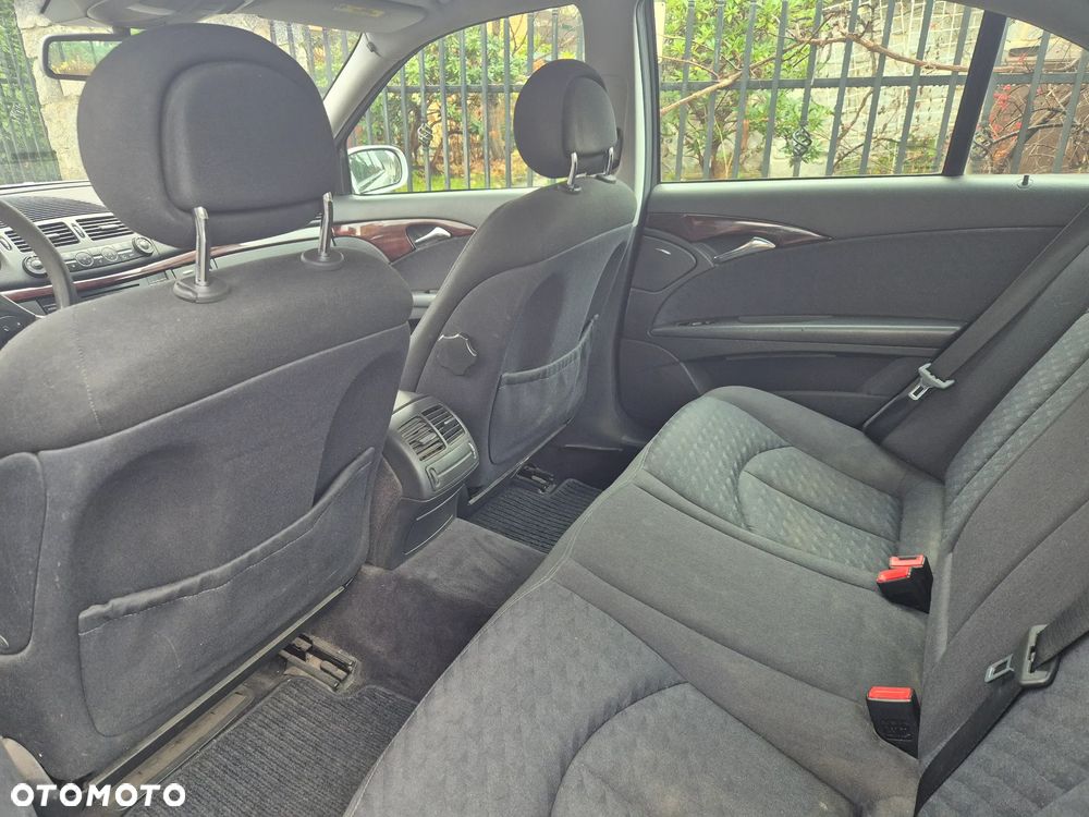 Mercedes-Benz Klasa E - 7