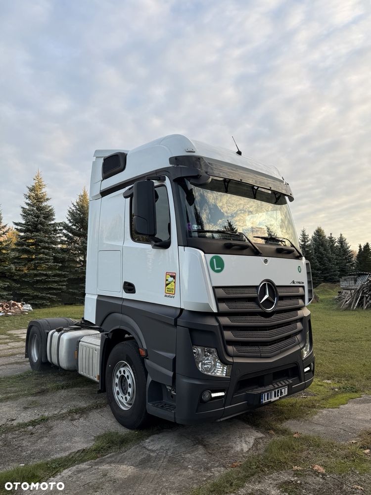 Mercedes-Benz ACTROS - 9