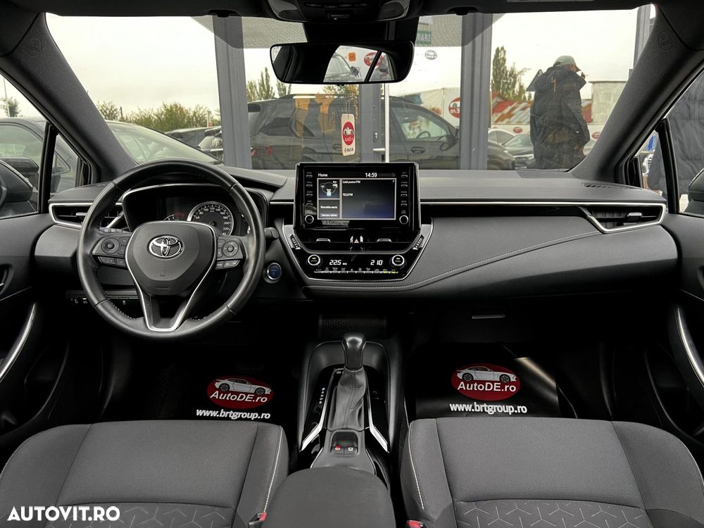 Toyota Corolla - 7