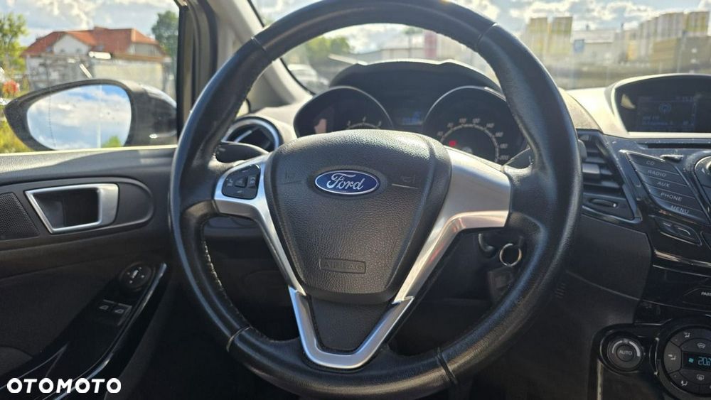 Ford Fiesta - 15