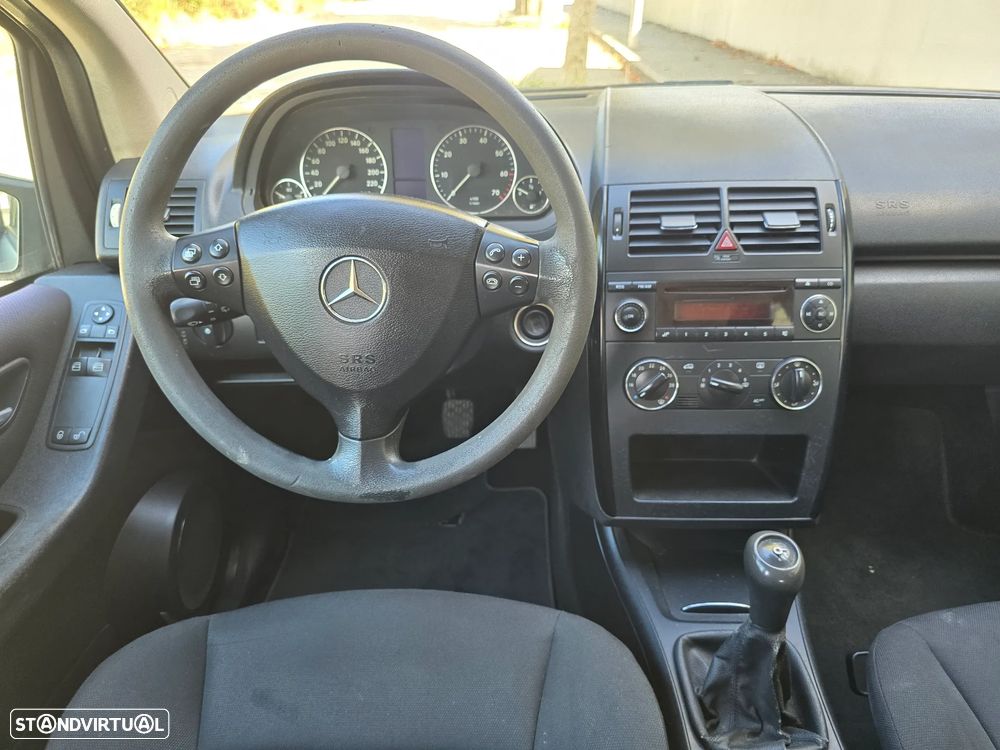 Mercedes-Benz A 150 - 25