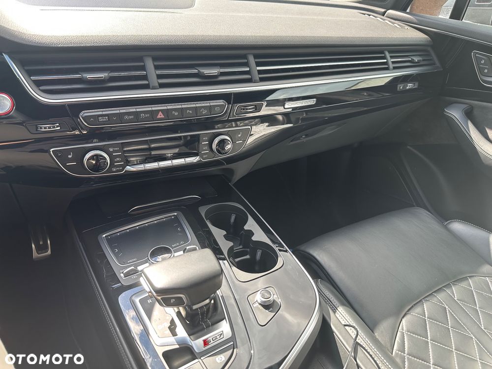 Audi SQ7 4.0 TDI Quattro Tiptronic - 11