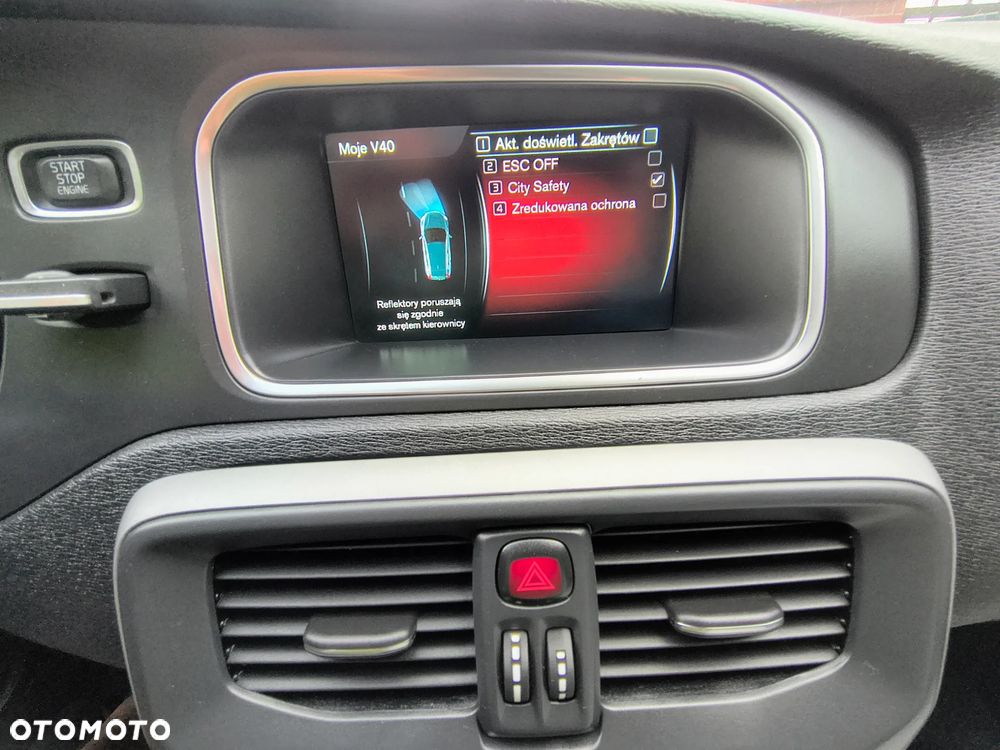 Volvo V40 D4 Geartronic Kinetic - 33