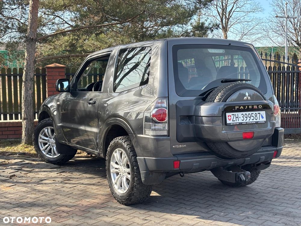 Mitsubishi Pajero 3.2 DID Intense Plus - 12