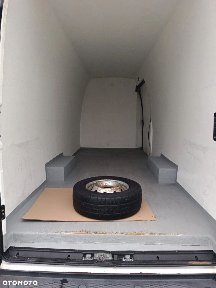 Iveco DAILY- 35S18V - 7