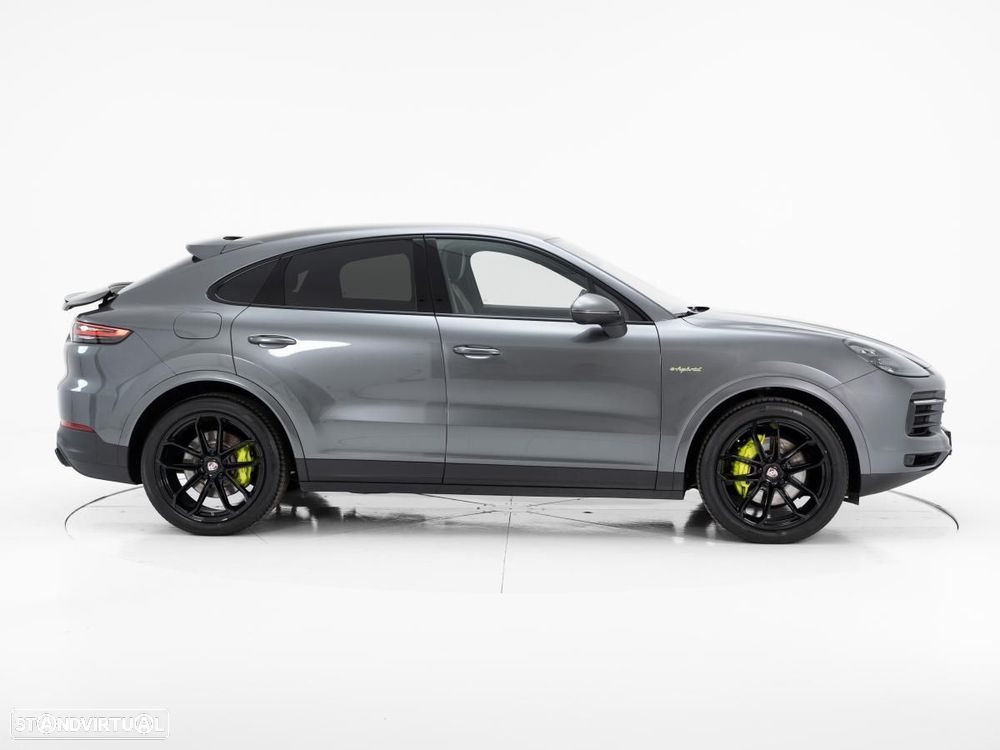 Porsche Cayenne S E-Hybrid - 3