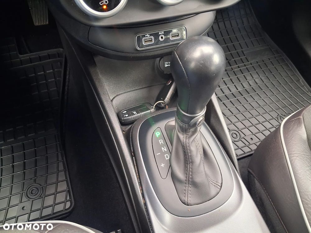 Fiat 500X 1.4 MultiAir DCT 4x2 S&S Lounge - 19