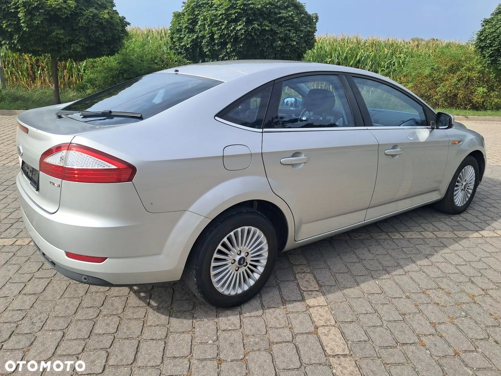 Ford Mondeo 2.0 TDCi Viva Titanium - 8