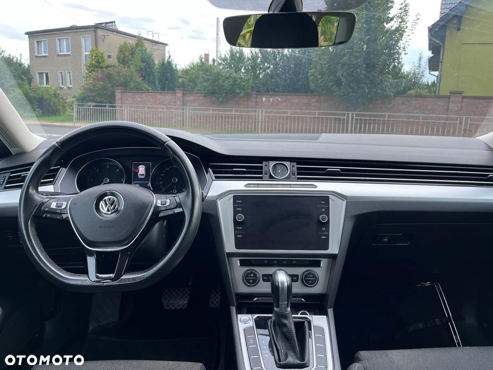 Volkswagen Passat Variant - 29