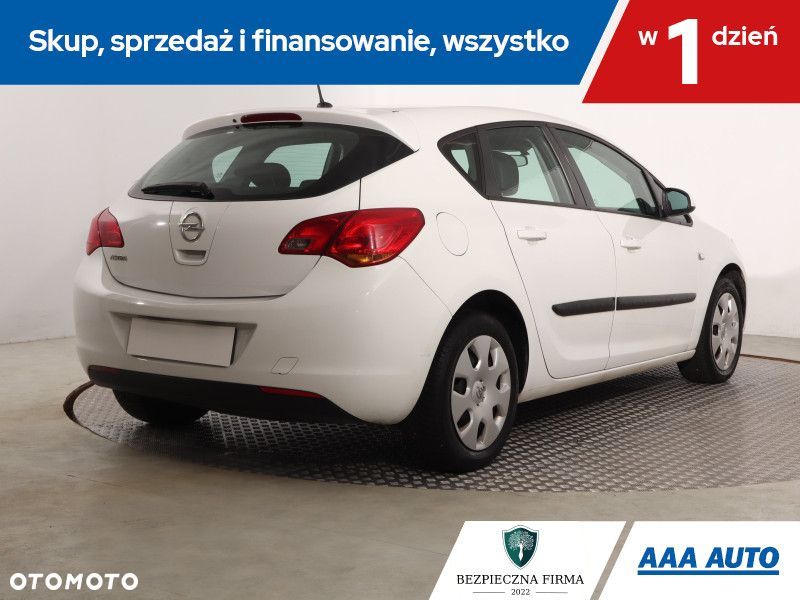 Opel Astra - 7