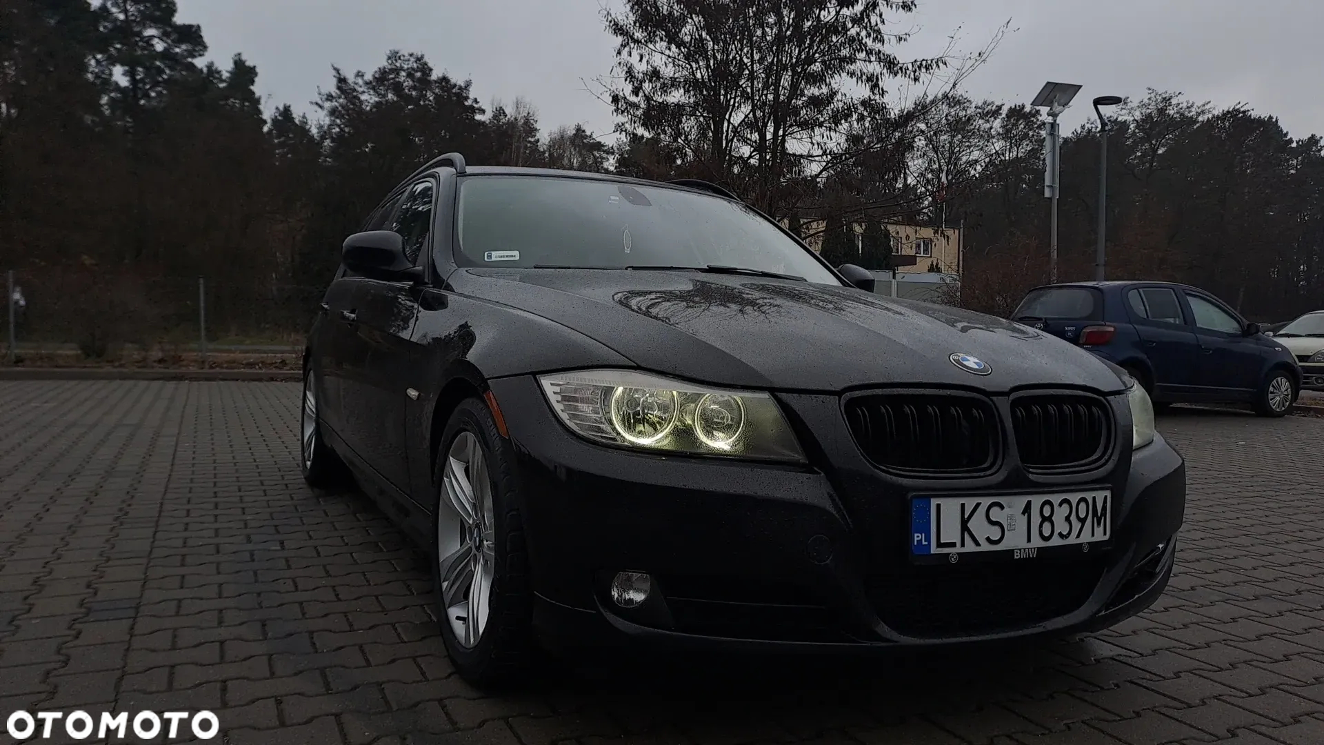 BMW Seria 3 318d Touring - 2