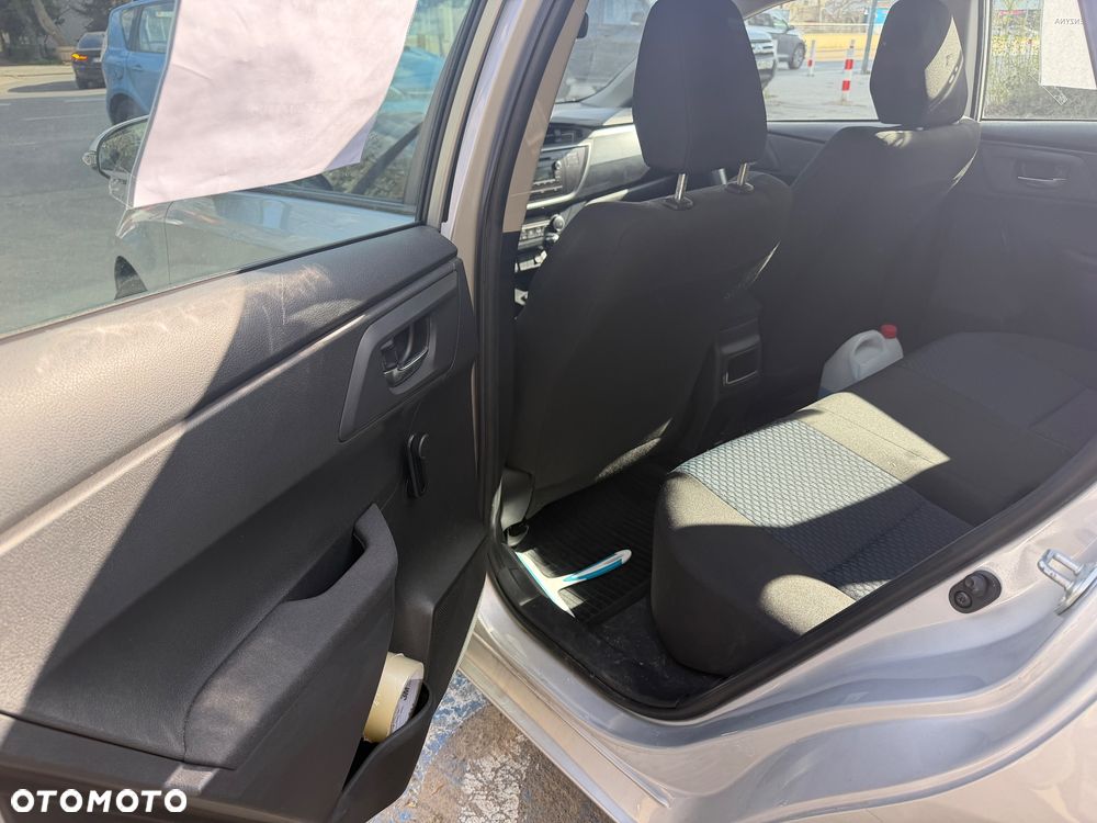 Toyota Auris 1.33 VVT-i Active - 13