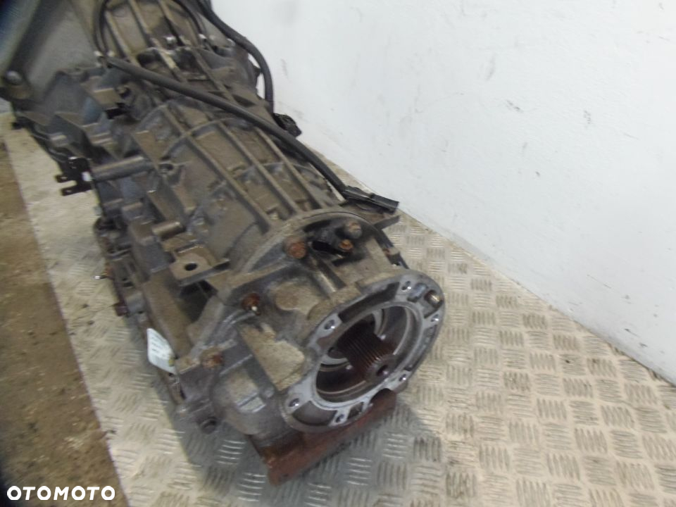 SKRZYNIA FORD F250 5,4 V8  08.12R RF8C3P7006AD - 3
