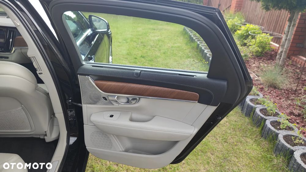 Volvo S90 D4 Inscription - 29