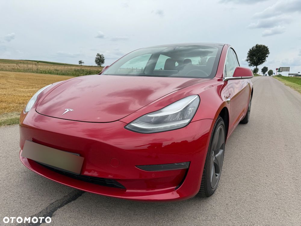 Tesla Model 3 Langstreckenbatterie Allradantrieb Dual Motor - 17
