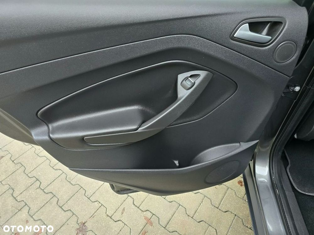 Ford Kuga - 21