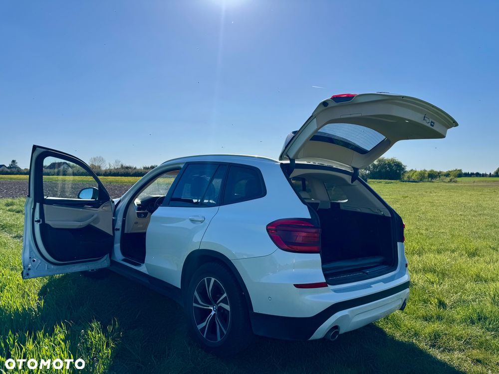 BMW X3 sDrive18d Advantage - 4