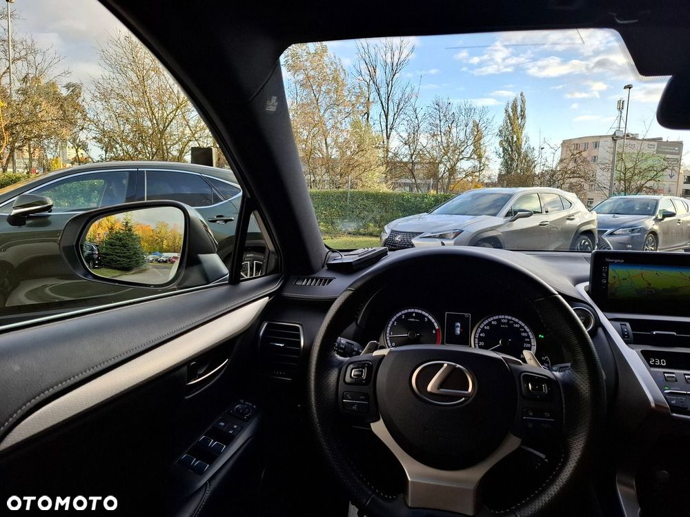 Lexus NX 300 GPF F Sport Edition AWD - 29