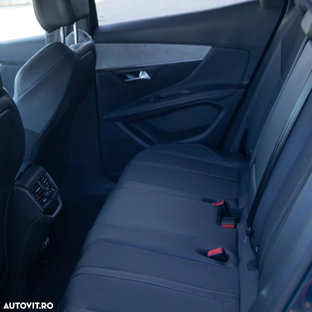 Peugeot 3008 1.5 BlueHDI 130 EAT8 GT - 9