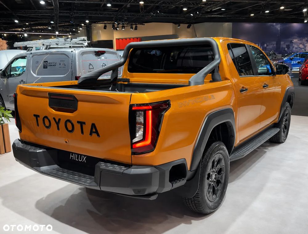 Toyota Hilux - 2