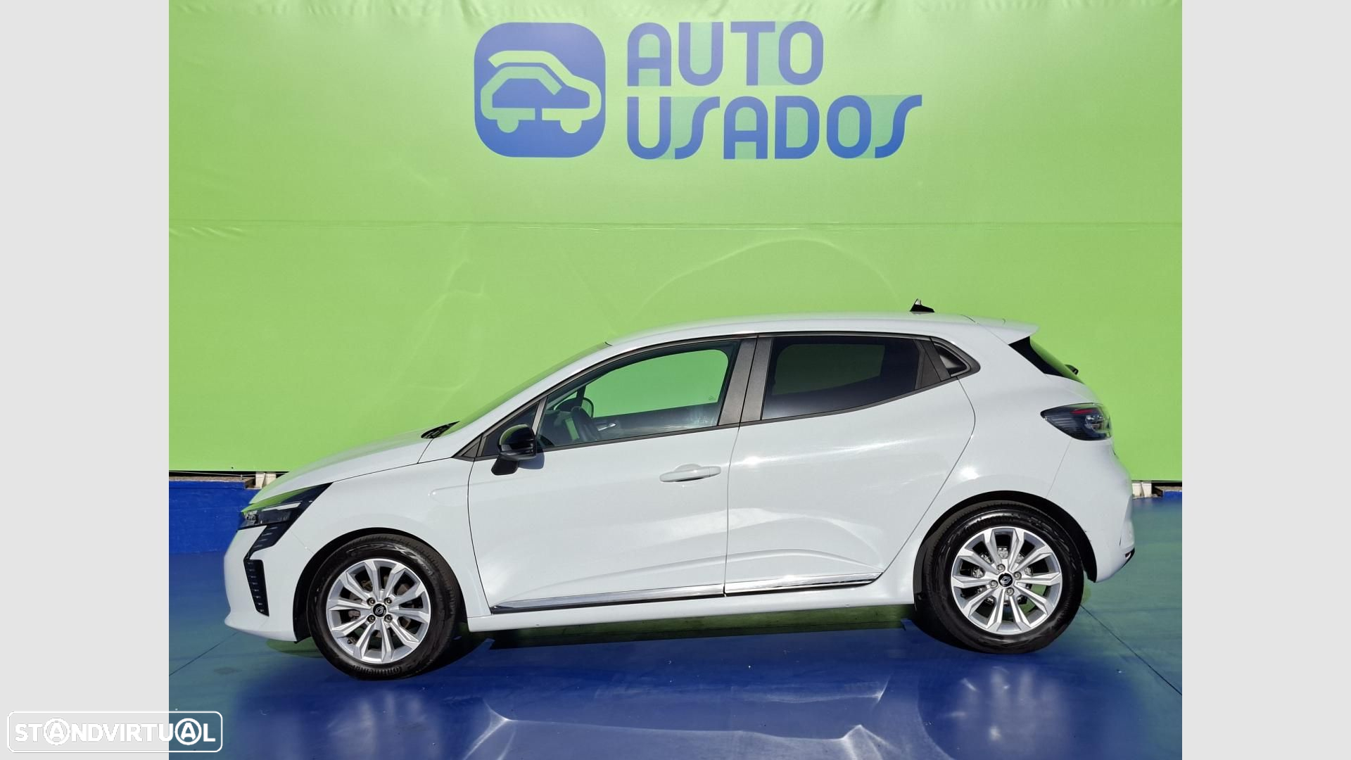 Renault Clio - 8