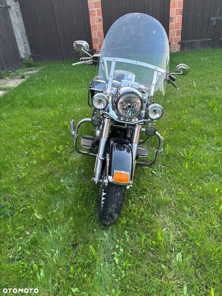 Harley-Davidson Touring Road King - 12
