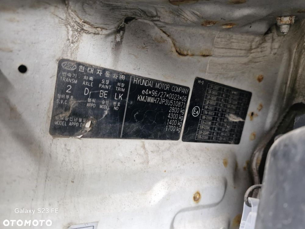 Hyundai H-1 Starex - 38